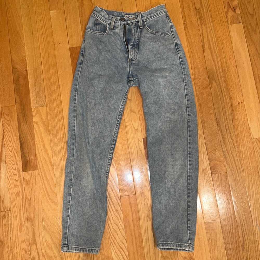 Guess mom jeans